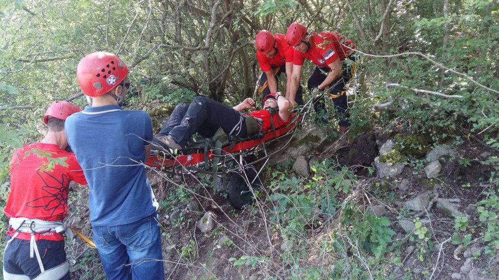 Prezentacija Gosrske Službe Spasavanja na Spustu Bez granica Prezentacija Gosrske Službe Spasavanja na Spustu Bez granica